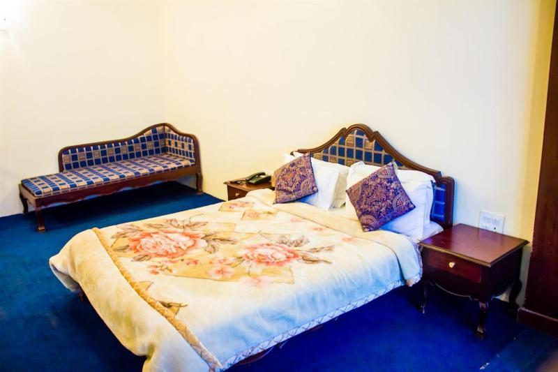 Hotel Sapphire Grand Ooty Luaran gambar